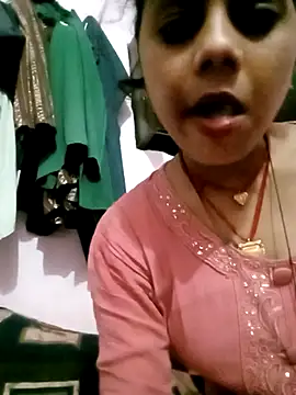 Hot tin74 online show from 28, 9, 2025