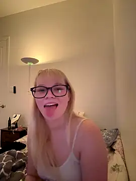 xoxokayy18 online show from 12, 9, 2025