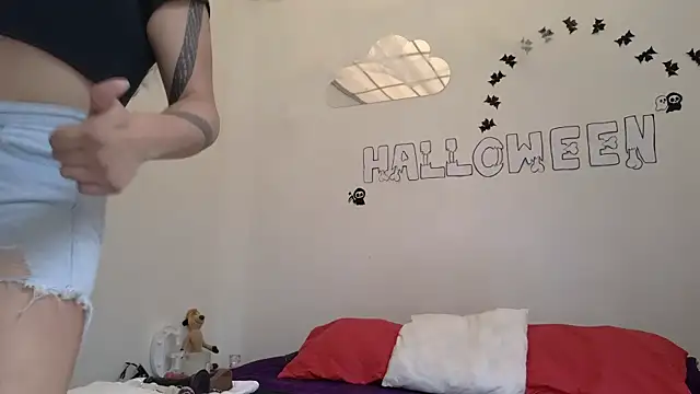 Snapshot of Ariana_rodriguez_0 chatting on 26, 10, 2025 Ariana rodriguez 0 online show from 26, 10, 2025