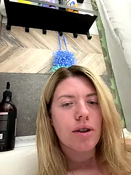 Snapshot of Rebeka_marvel chatting on 21, 10, 2025 Rebeka marvel online show from 21, 10, 2025