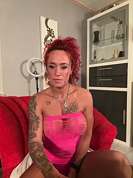 Hotmilfhamburg1 online show from 4, 10, 2025