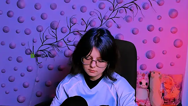 Snapshot of samanta_hotty chatting on 17, 12, 2025 samanta hotty online show from 17, 12, 2025