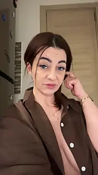 Roxanne Skye online show from 16, 11, 2025