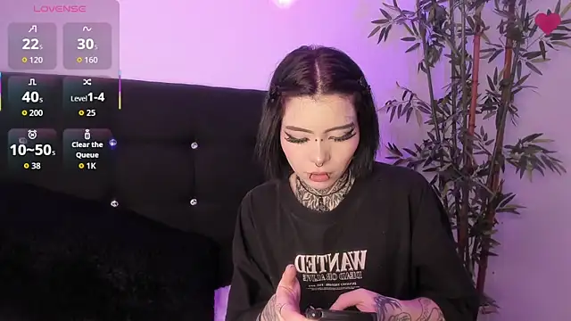 Sammy f uck online show from 8, 9, 2025