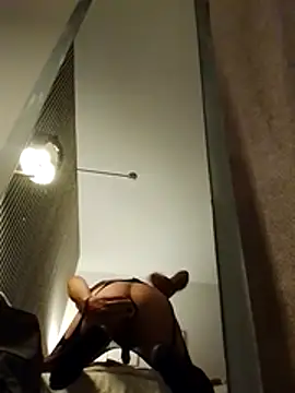 Snapshot of WindyMovement543 chatting on 17, 12, 2025 WindyMovement543 online show from 17, 12, 2025