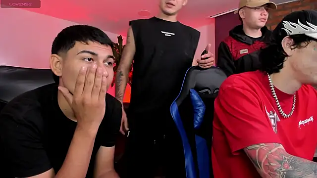 Handsomeboyss19 online show from 3, 12, 2025