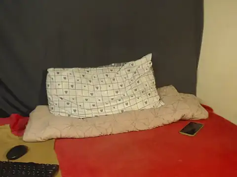 Snapshot of Hotgirl87 chatting on 25, 9, 2025 Hotgirl87 online show from 25, 9, 2025