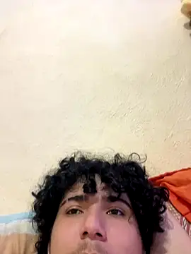 Snapshot of Casal-foda_braba chatting on 18, 12, 2025 Casal-foda braba online show from 18, 12, 2025