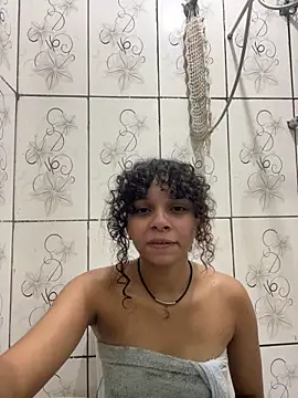 Casal-foda braba online show from 18, 4, 2026