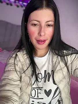 Mia salinass online show from 9, 4, 2026