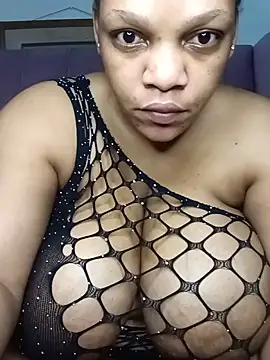 Snapshot of HappygalTheQueen chatting on 21, 5, 2026 HappygalTheQueen online show from 21, 5, 2026