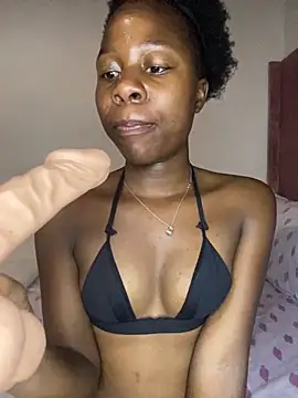 Snapshot of Crazyqueenxxx chatting on 27, 10, 2025 Crazyqueenxxx online show from 27, 10, 2025