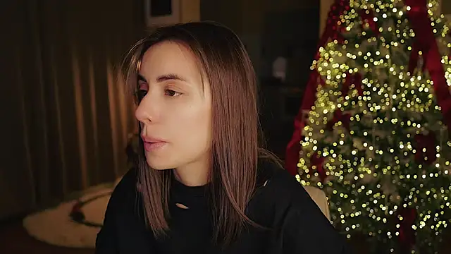 Snapshot of KateCarrey chatting on 14, 12, 2025 KateCarrey online show from 14, 12, 2025