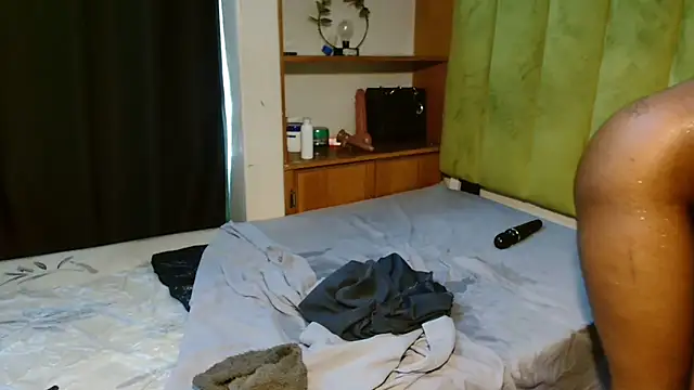 Snapshot of Keishaa-77 chatting on 8, 10, 2025 Keishaa-77 online show from 8, 10, 2025