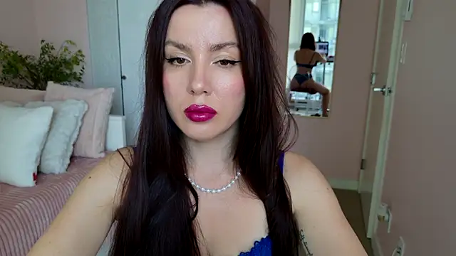 Snapshot of SirenSwitch chatting on 19, 9, 2025 SirenSwitch online show from 19, 9, 2025