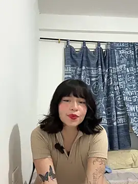 Snapshot of aliciia_23 chatting on 12, 11, 2025 aliciia 23 online show from 12, 11, 2025