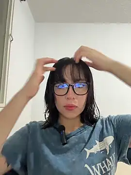 Snapshot of aliciia_23 chatting on 27, 11, 2025 aliciia 23 online show from 27, 11, 2025