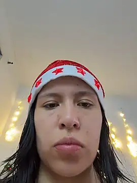 Snapshot of aliciia_23 chatting on 3, 12, 2025 aliciia 23 online show from 3, 12, 2025