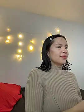 Snapshot of aliciia_23 chatting on 5, 12, 2025 aliciia 23 online show from 5, 12, 2025