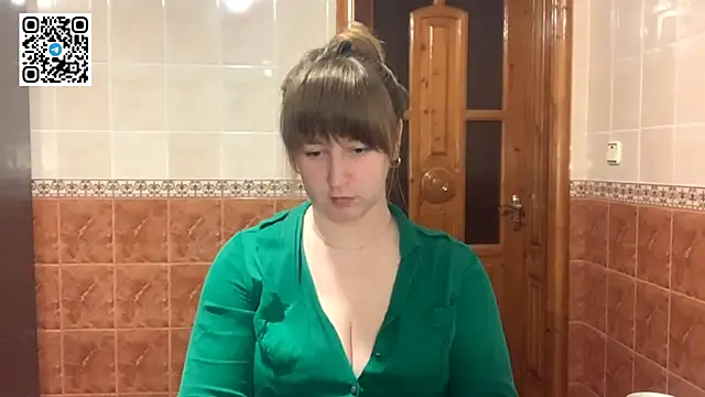 MaroonMoon  online show from 22, 12, 2025