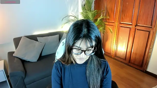 MeridaFox  online show from 17, 11, 2025