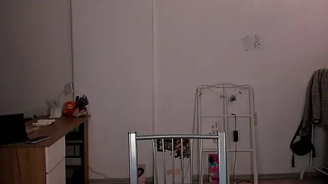 Snapshot of VesperaCeleste chatting on 23, 2, 2026 VesperaCeleste online show from 23, 2, 2026