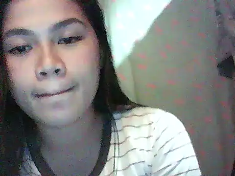Snapshot of Zachariah_05 chatting on 7, 10, 2025 Zachariah 05 online show from 7, 10, 2025