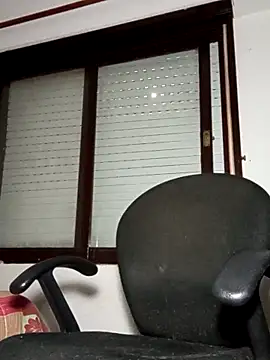 Snapshot of 0800cristean chatting on 10, 9, 2025 0800cristean online show from 10, 9, 2025