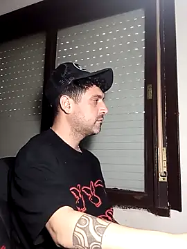 Snapshot of 0800cristean chatting on 30, 11, 2025 0800cristean online show from 30, 11, 2025