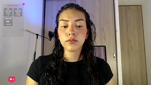 Snapshot of WendySuns_ chatting on 18, 10, 2025 WendySuns online show from 18, 10, 2025