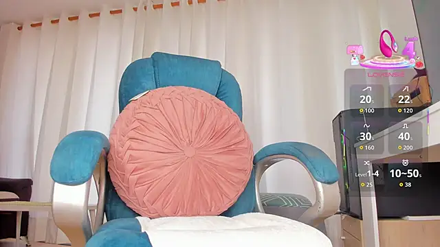 Snapshot of MendezMaria chatting on 10, 11, 2025 MendezMaria online show from 10, 11, 2025