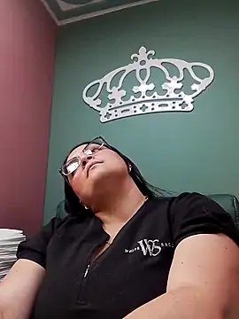 tiffany Johnson1 online show from 15, 11, 2025