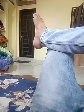 Snapshot of bobby3374 chatting on 19, 9, 2025 bobby3374 online show from 19, 9, 2025