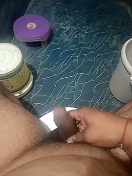 Snapshot of bobby3374 chatting on 16, 10, 2025 bobby3374 online show from 16, 10, 2025