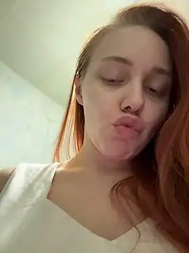 Snapshot of PollyVinice chatting on 26, 6, 2026 PollyVinice online show from 26, 6, 2026