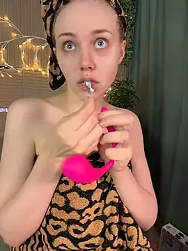 Snapshot of PollyVinice chatting on 1, 7, 2026 PollyVinice online show from 1, 7, 2026