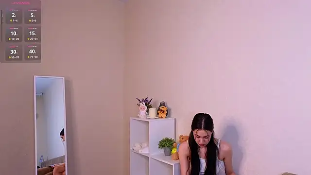 Snapshot of miacuteeee chatting on 24, 10, 2025 miacuteeee online show from 24, 10, 2025