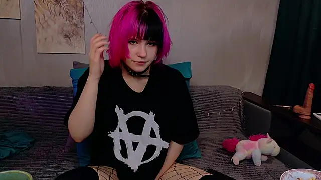 Snapshot of KikiMoor chatting on 22, 9, 2025 KikiMoor online show from 22, 9, 2025