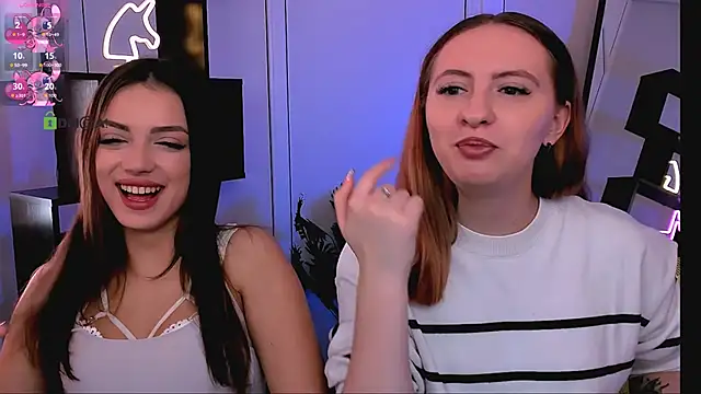 Snapshot of mila_glow1 chatting on 25, 10, 2025 mila glow1 online show from 25, 10, 2025