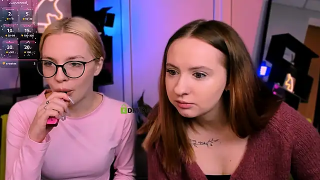 Snapshot of mila_glow1 chatting on 23, 11, 2025 mila glow1 online show from 23, 11, 2025