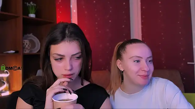 Snapshot of mila_glow1 chatting on 25, 11, 2025 mila glow1 online show from 25, 11, 2025