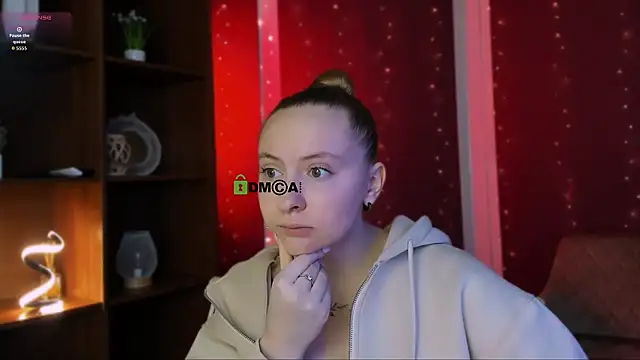 Snapshot of mila_glow1 chatting on 26, 11, 2025 mila glow1 online show from 26, 11, 2025