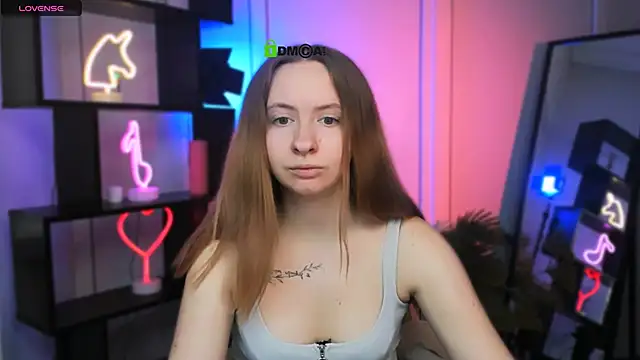 Snapshot of mila_glow1 chatting on 3, 12, 2025 mila glow1 online show from 3, 12, 2025