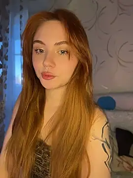 LunaMillie online show from 14, 4, 2026