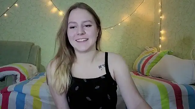 Snapshot of ShyMistery chatting on 21, 11, 2025 ShyMistery online show from 21, 11, 2025