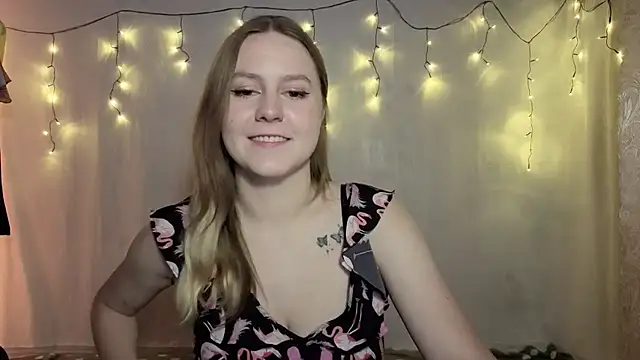 Snapshot of ShyMistery chatting on 4, 12, 2025 ShyMistery online show from 4, 12, 2025