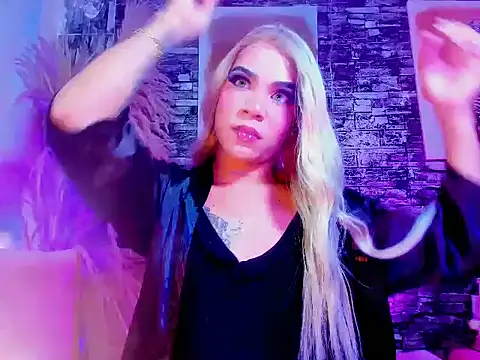 Snapshot of Cherry_Adams1 chatting on 10, 9, 2025 Cherry Adams1 online show from 10, 9, 2025
