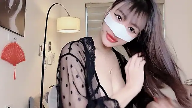 MaiLiiil online show from 29, 9, 2025