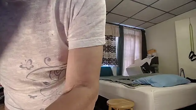 ANALTRAINING4U2 online show from 23, 2, 2025