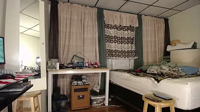 ANALTRAINING4U2 online show from 9, 3, 2025